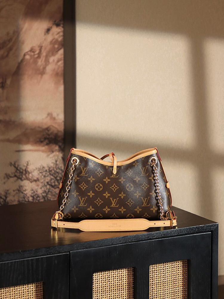 حقيبة CarryAll BB مقاس 26