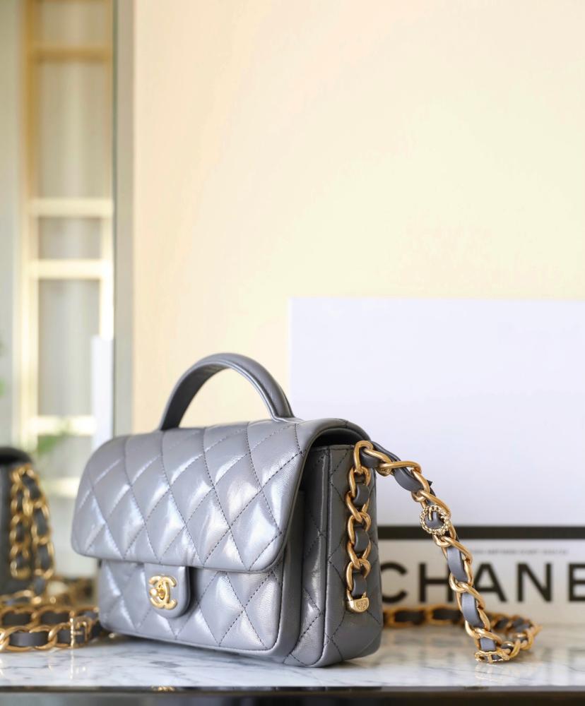 شنطة شانيل 24A مقاس 20cm