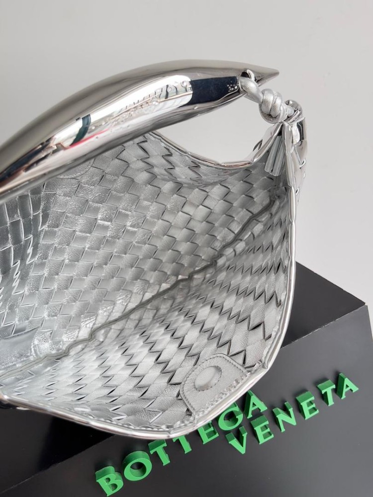 Sardine Bag Bottega Silver Size 32
