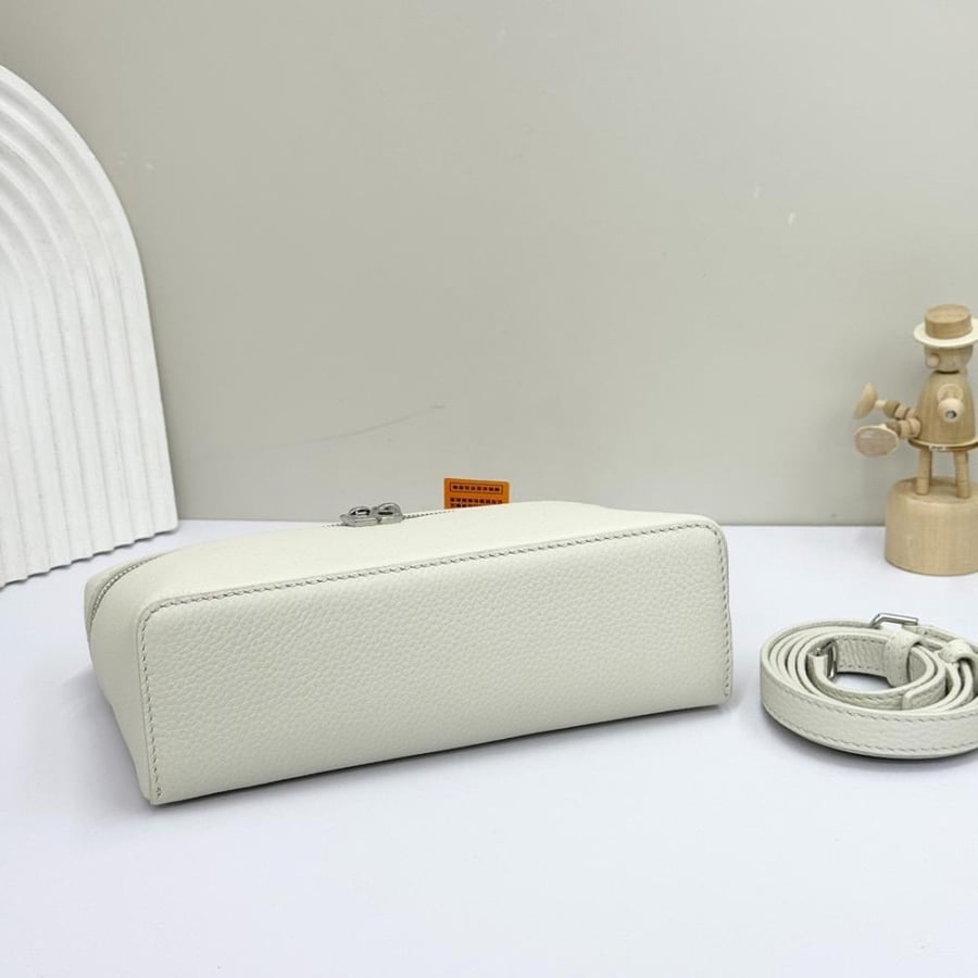 Lourobianna bag