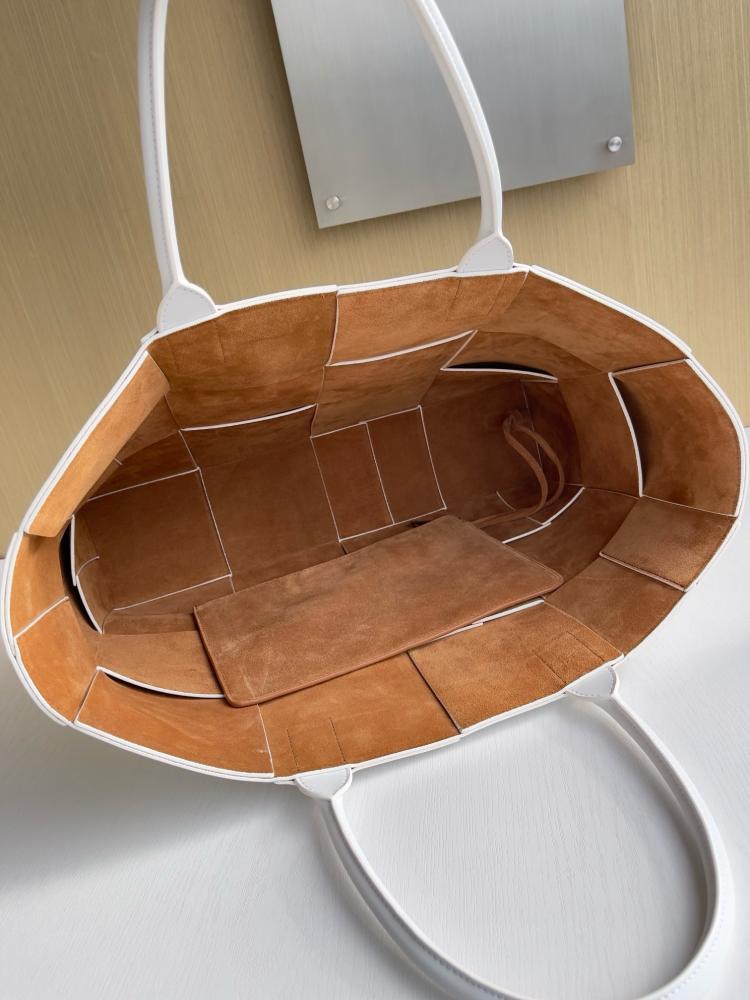 شنطة بوتيقا ARCO مقاس 46cm