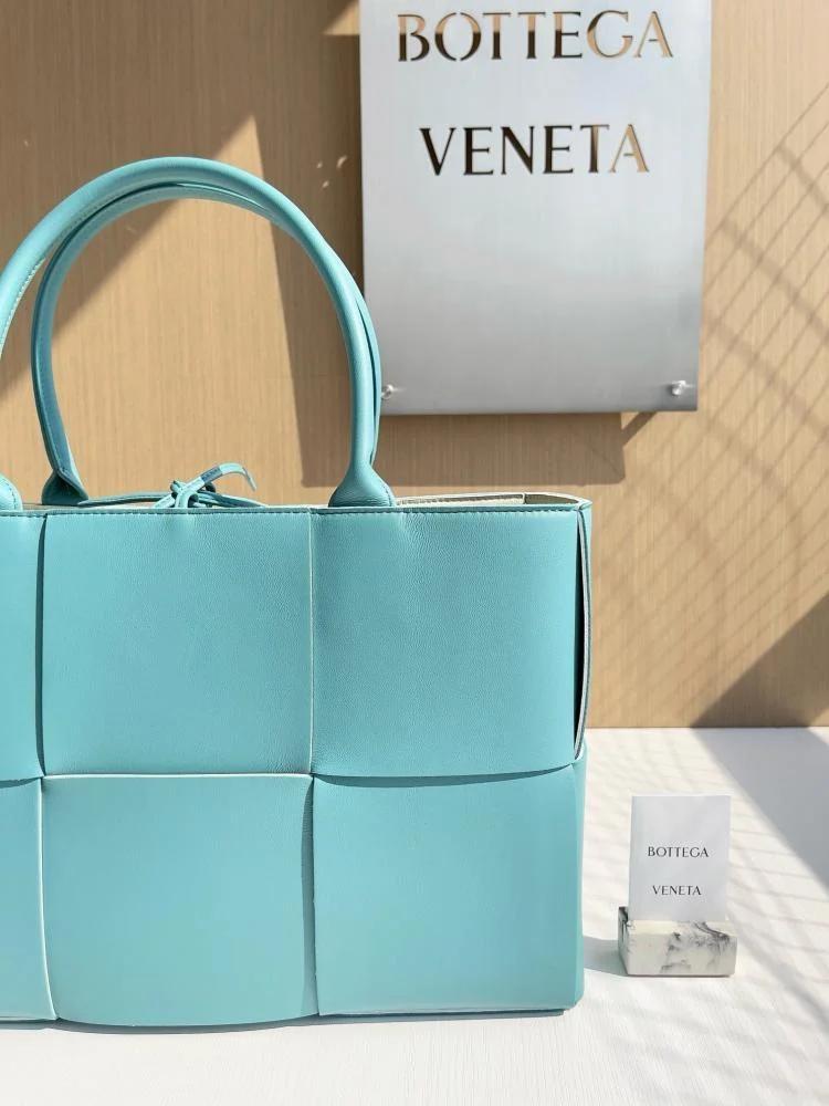 شنطة بوتيقا ARCO مقاس 36.5cm