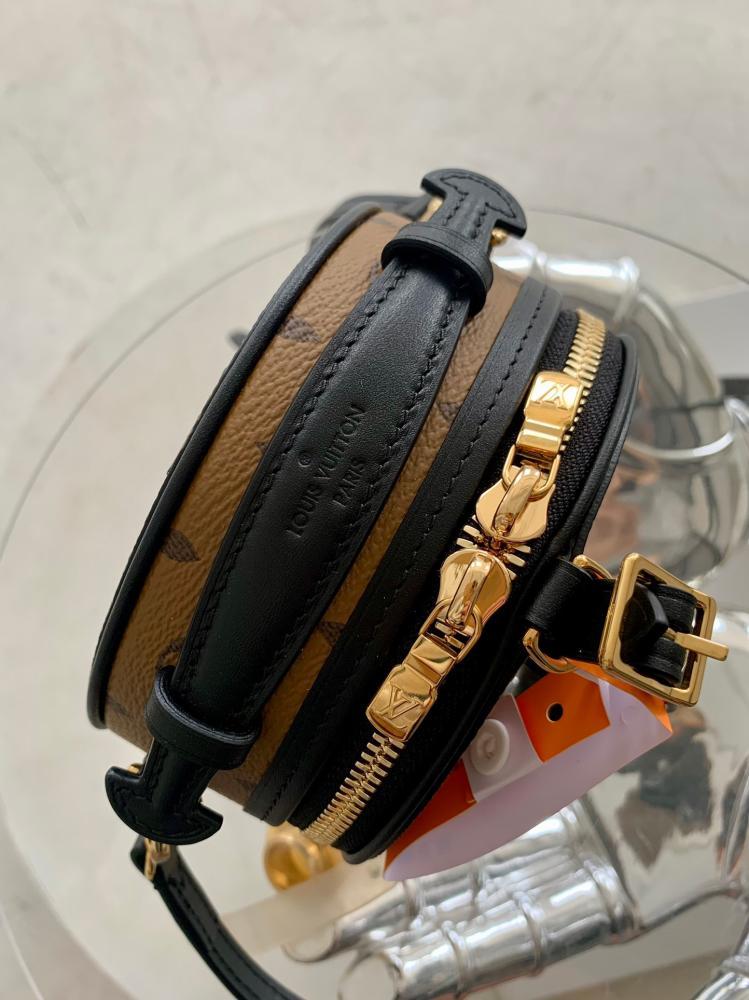 شنطة لوي فيتون Mini Boite Chapeau مقاس13cm