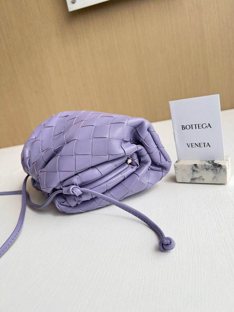 شنطة بوتيقا Mini Pouch مقاس22cm