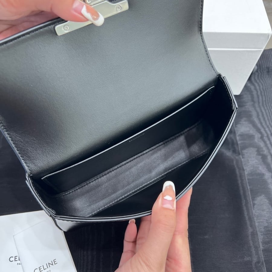 سيلين SHOULDER BAG مقاس 20cm