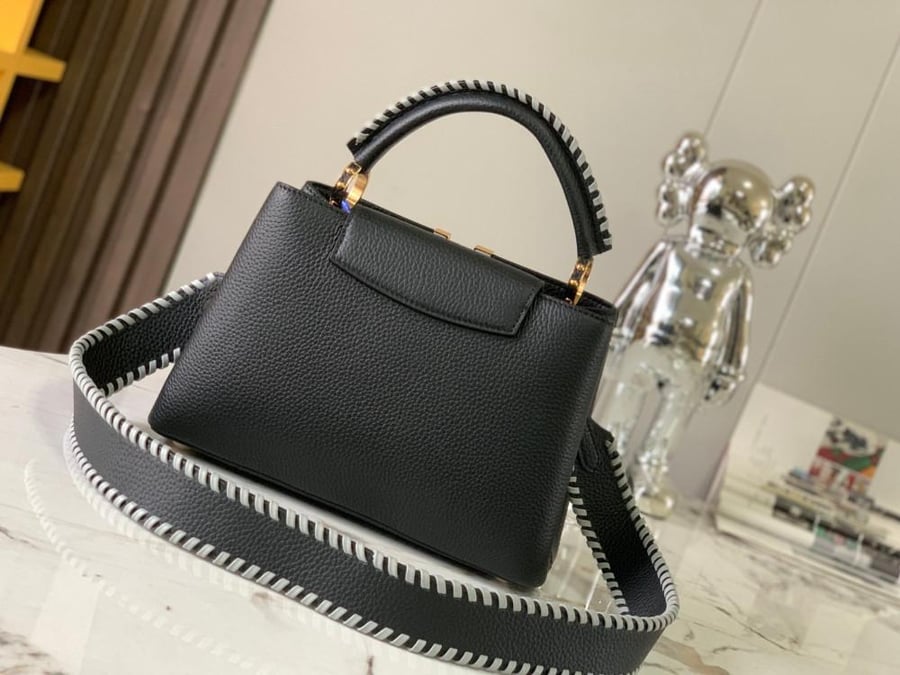 شنطة لوي فيتون كابسين BB مقاس27cm