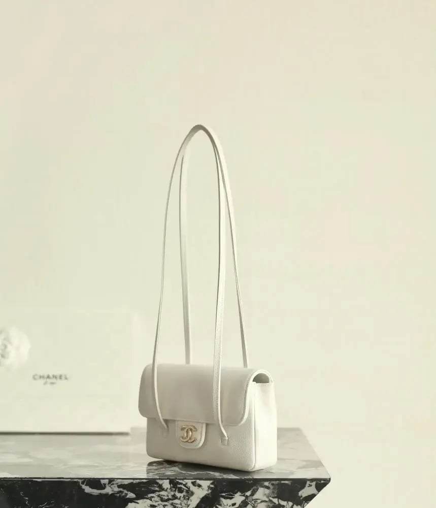 شنطة شانيل 26Pمقاس 17cm