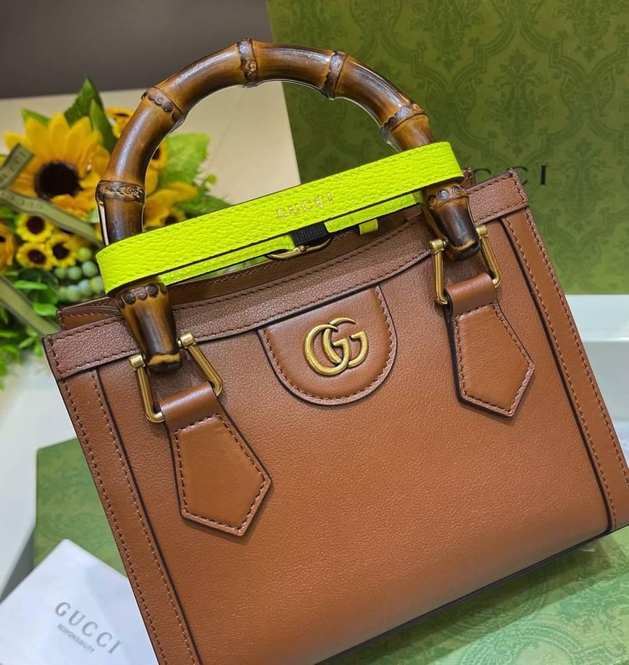 Gucci Diana 20cm size