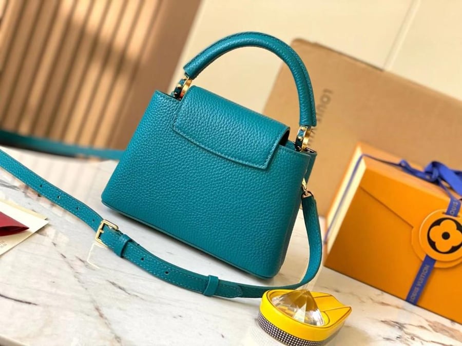 شنطة لوي فيتون كابسين ميني 21cm