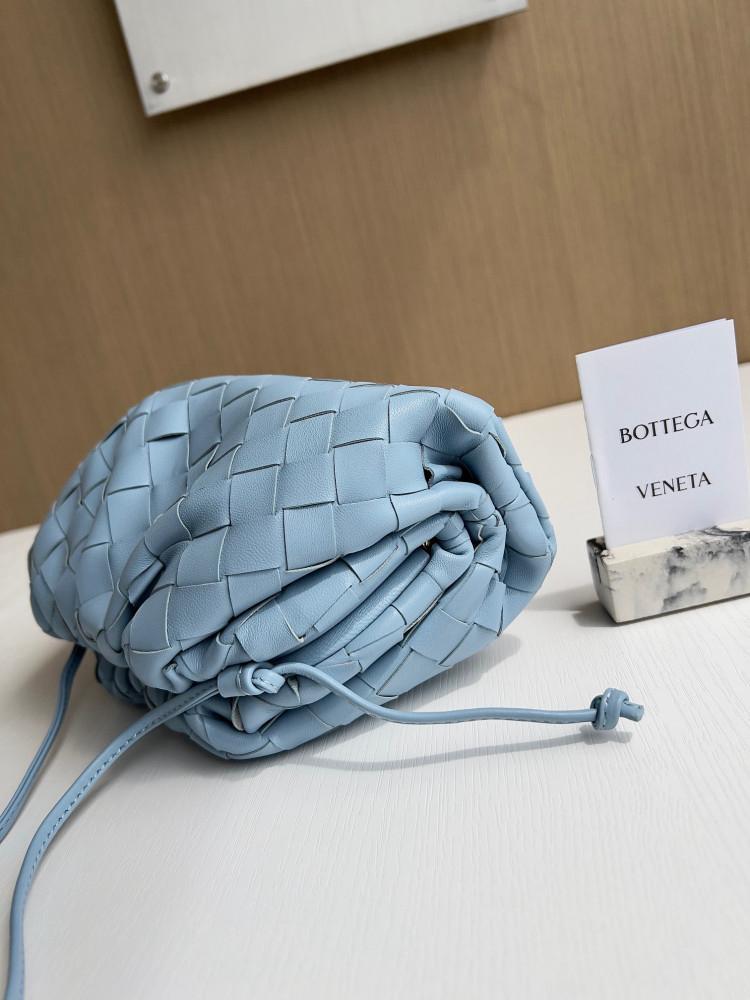 شنطة بوتيقا Mini Pouch مقاس22cm