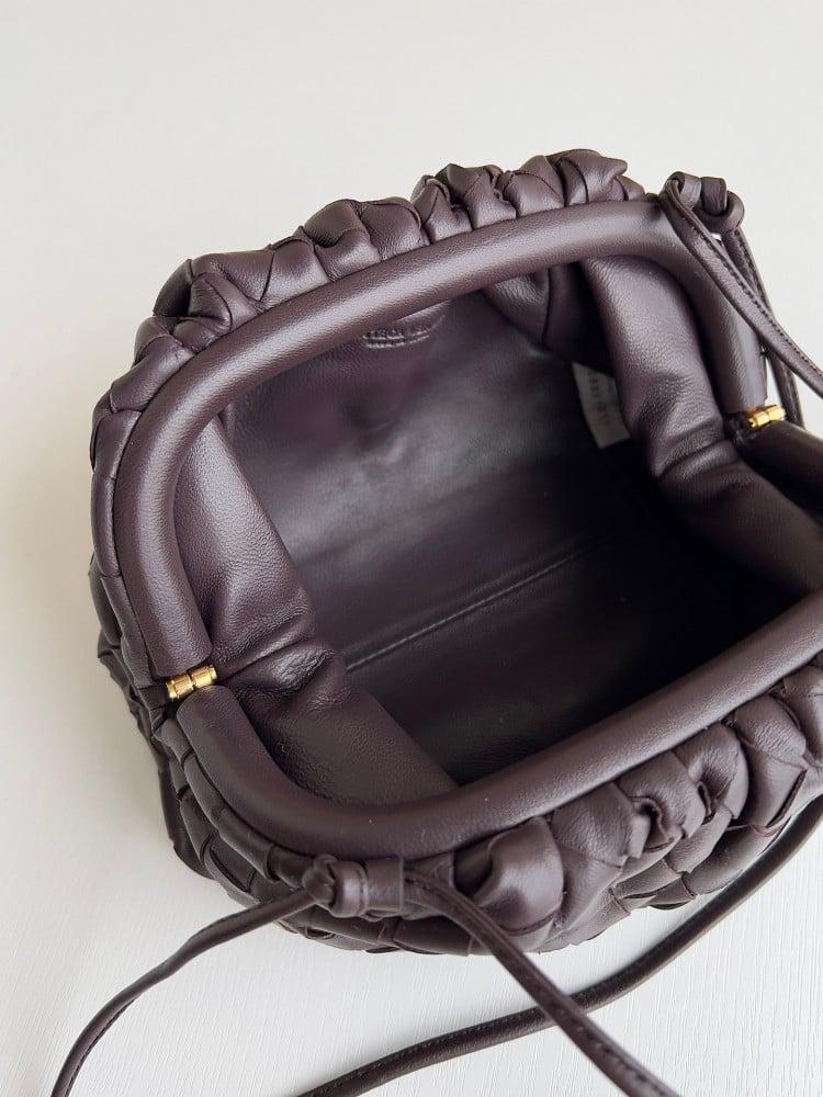 شنطة بوتيقا Mini Pouch مقاس22cm