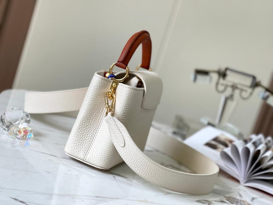 شنطة لوي فيتون كابسين ميني 21cm
