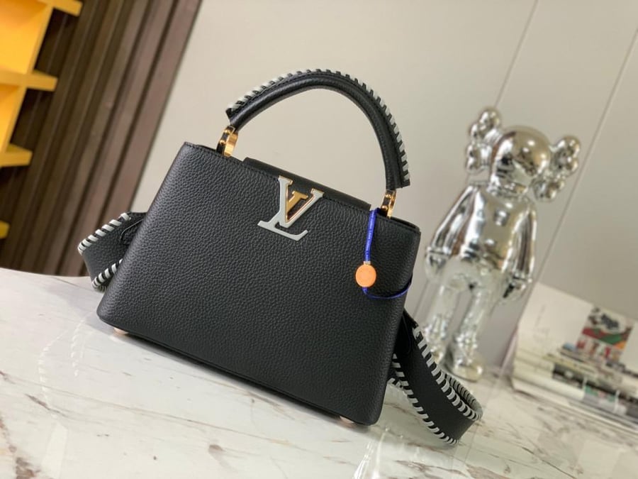 شنطة لوي فيتون كابسين BB مقاس27cm