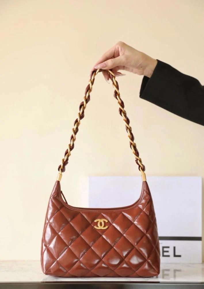 شنطة شانيل 24A مقاس 26cm