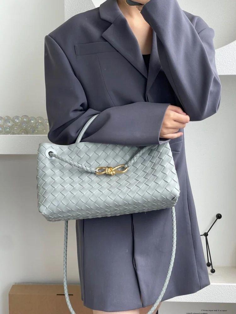 شنطة بوتيقا Andiamo مقاس 29cm