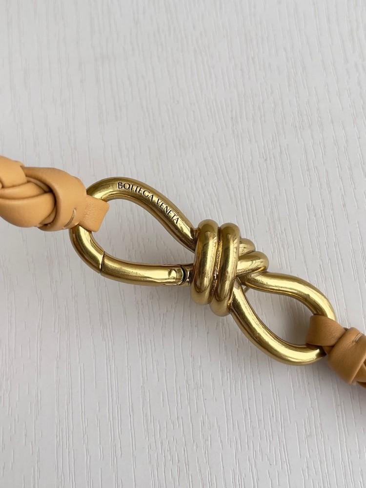 شنطة بوتيقا Andiamo مقاس 34cm