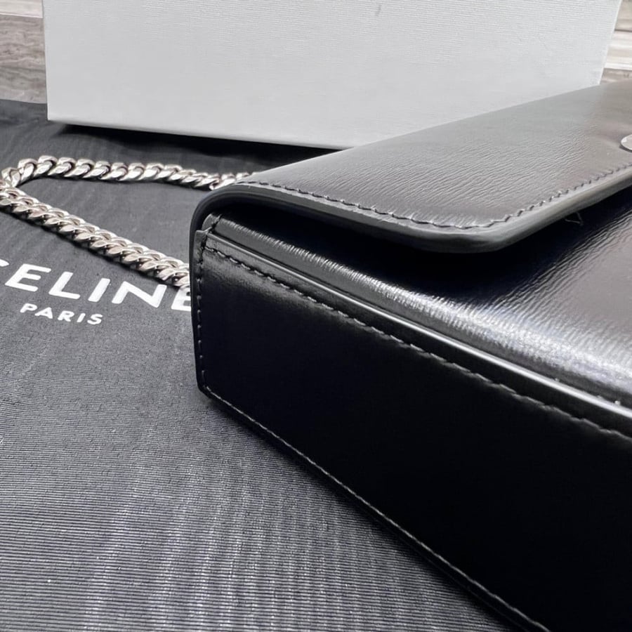 سيلين SHOULDER BAG مقاس 20cm