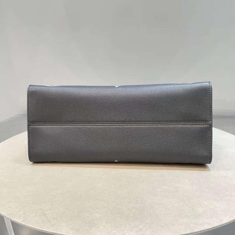 شنطة لويس فيتون ONTHEGO MM مقاس 35cm