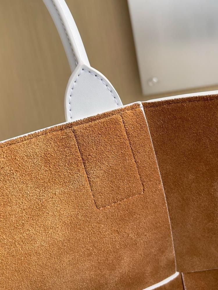 شنطة بوتيقا ARCO مقاس 46cm