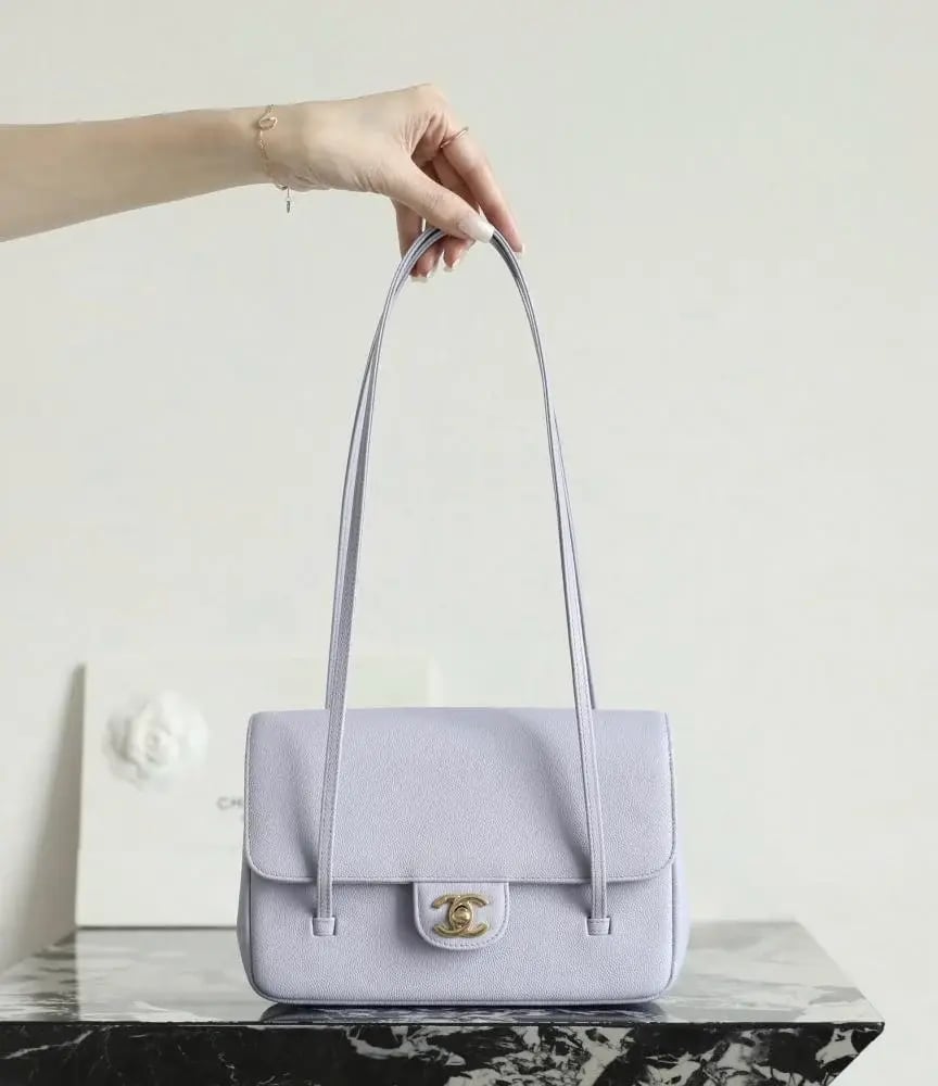 شنطة شانيل 26P مقاس 22cm