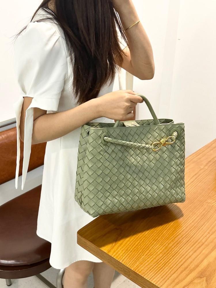 شنطة بوتيقا Andiamo مقاس 34cm