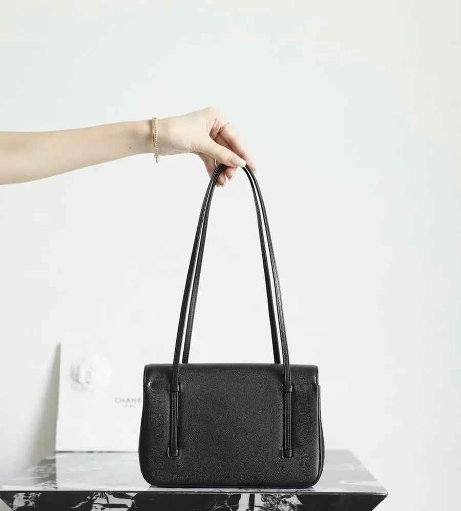 شنطة شانيل 26P مقاس 22cm