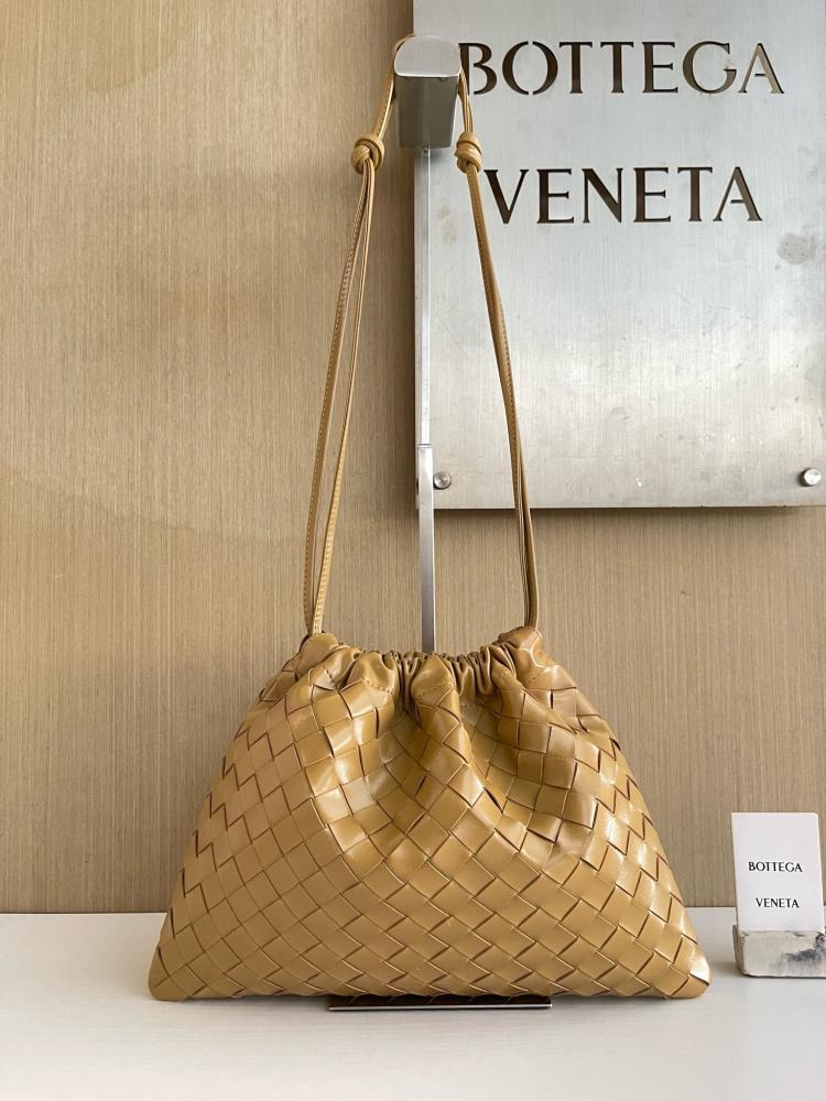 شنطة بوتيقا MEDIUM DUSTBAG مقاس 32cm