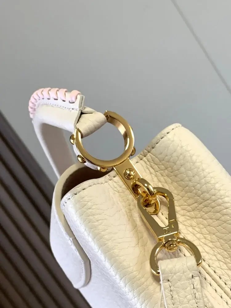 شنطة لوي فيتون كابسين ميني 21cm