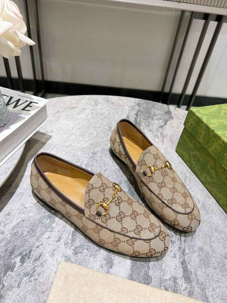 Gucci shoes