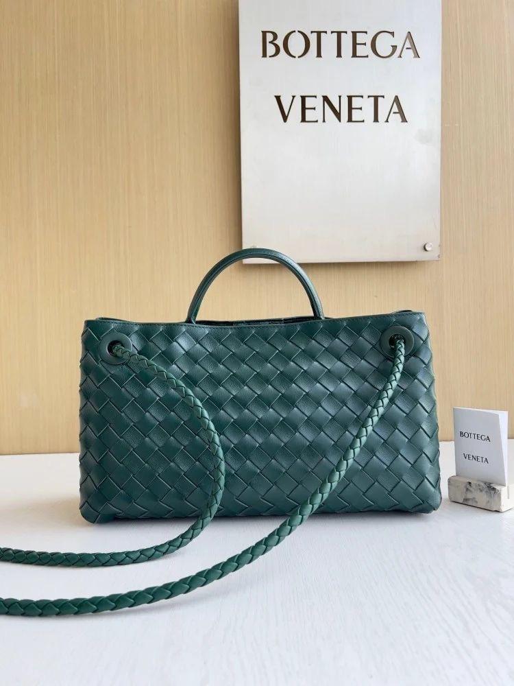 شنطة بوتيقا Andiamo مقاس 29cm