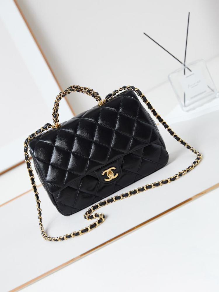 Chanel bag size 25