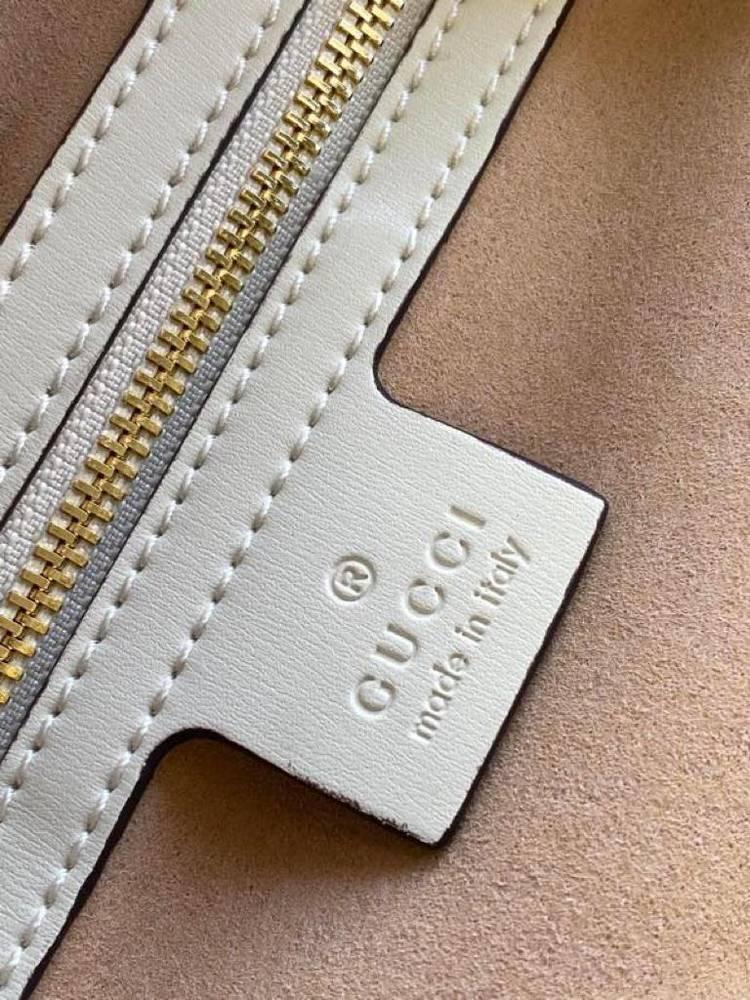 Gucci Jackie size 30cm