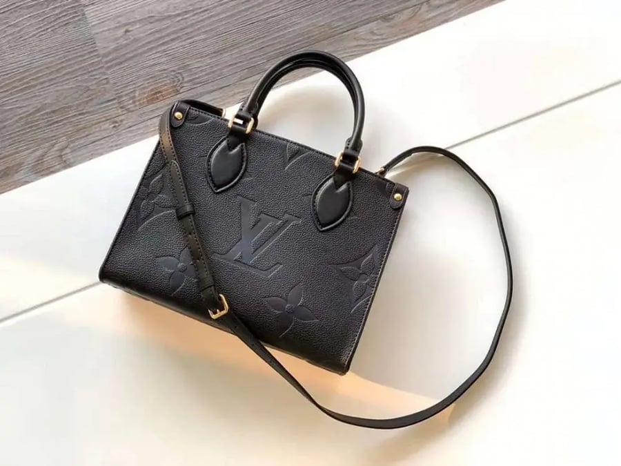 شنطة لويس فيتون ONTHEGO PM مقاس 25cm