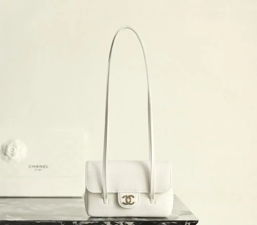 شنطة شانيل 26Pمقاس 17cm