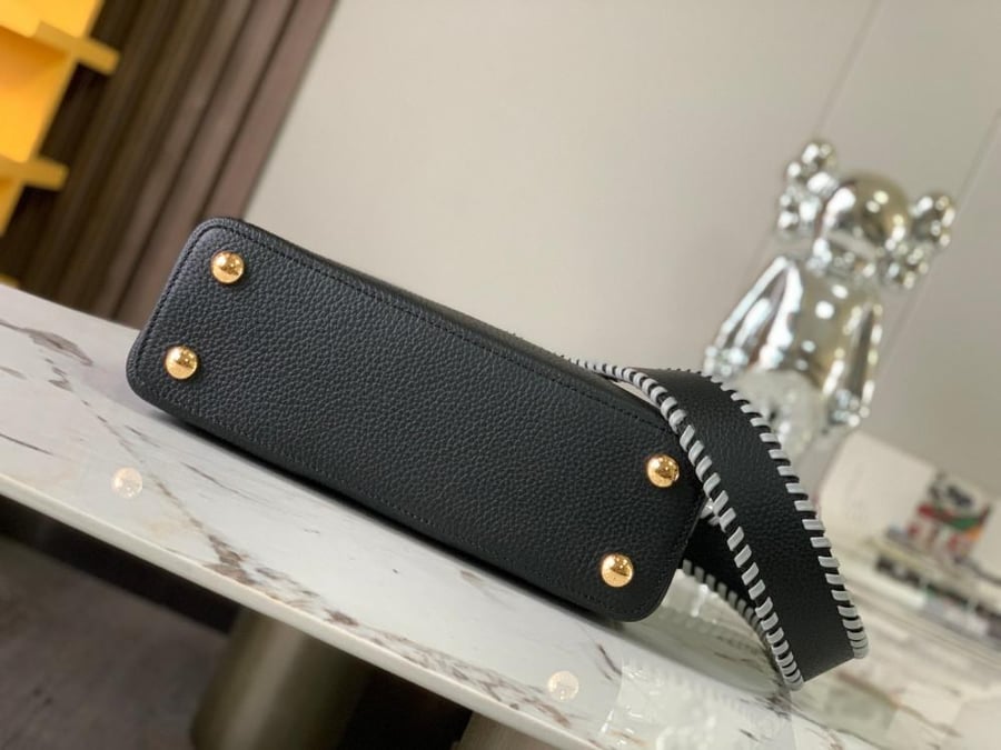 شنطة لوي فيتون كابسين BB مقاس27cm