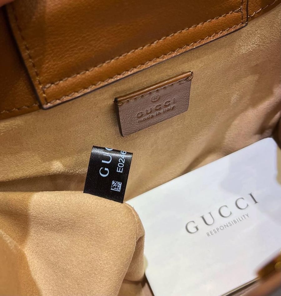 Gucci Diana 20cm size