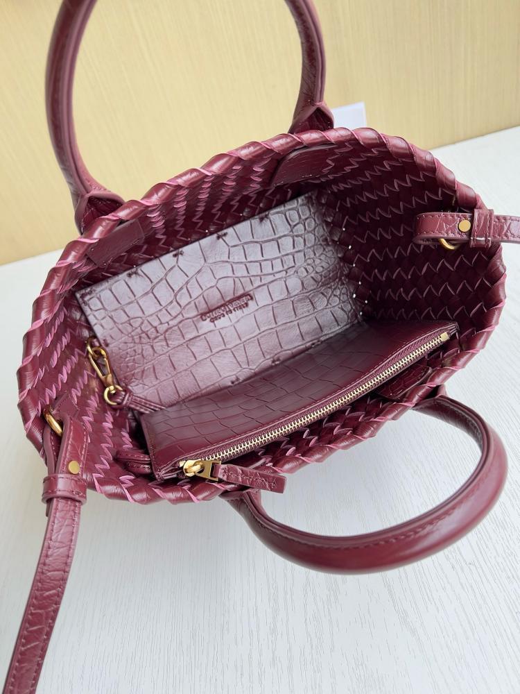 شنطة بوتيقا mini Cabot مقاس 20cm