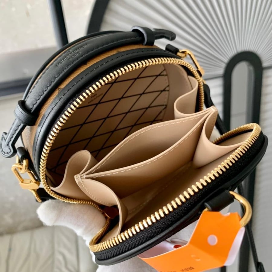 شنطة لوي فيتون Mini Boite Chapeau مقاس13cm