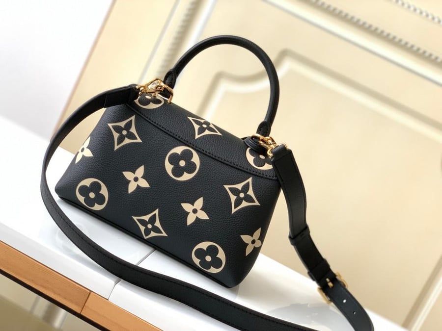 شنطة لويس فيتون Madeleine BB مقاس 24cm