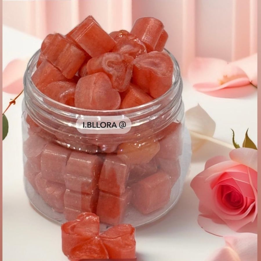 مستكة معطرة برائحة الورد