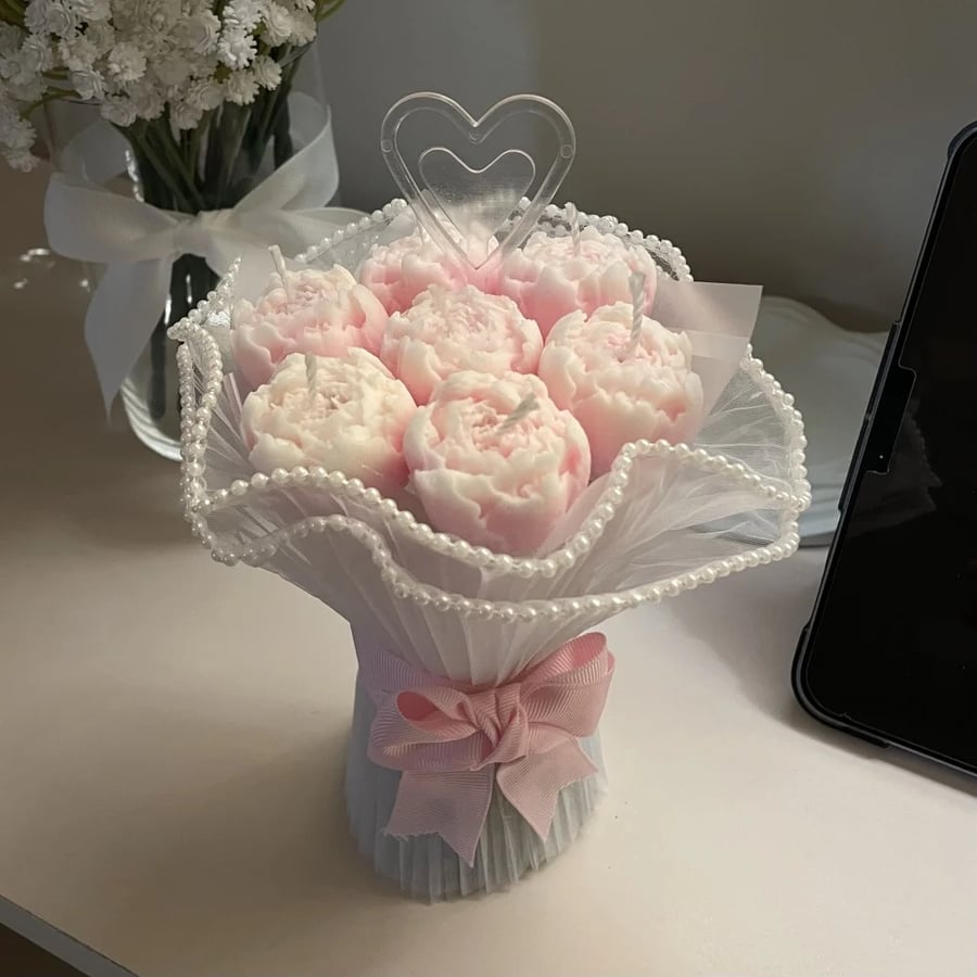 Mini peonies candles bouquet