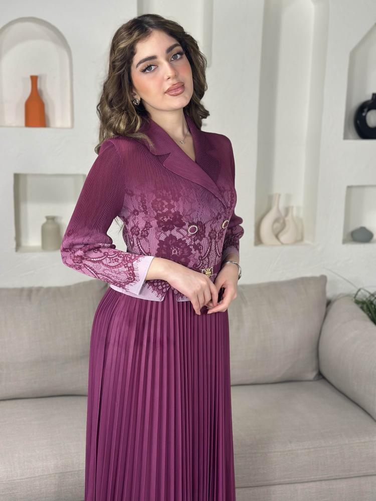 فستان كلاسيك بكسرات