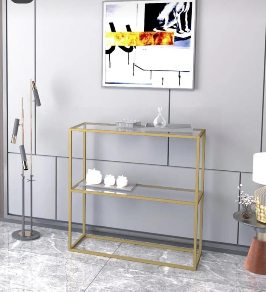 Golden iron entrance, two floors, transparent divider