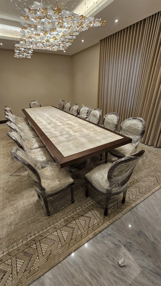 Dining table with 16 royal chairs of beech wood