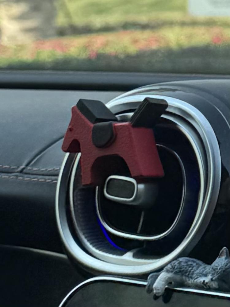 Red Hermes horse car diffuser