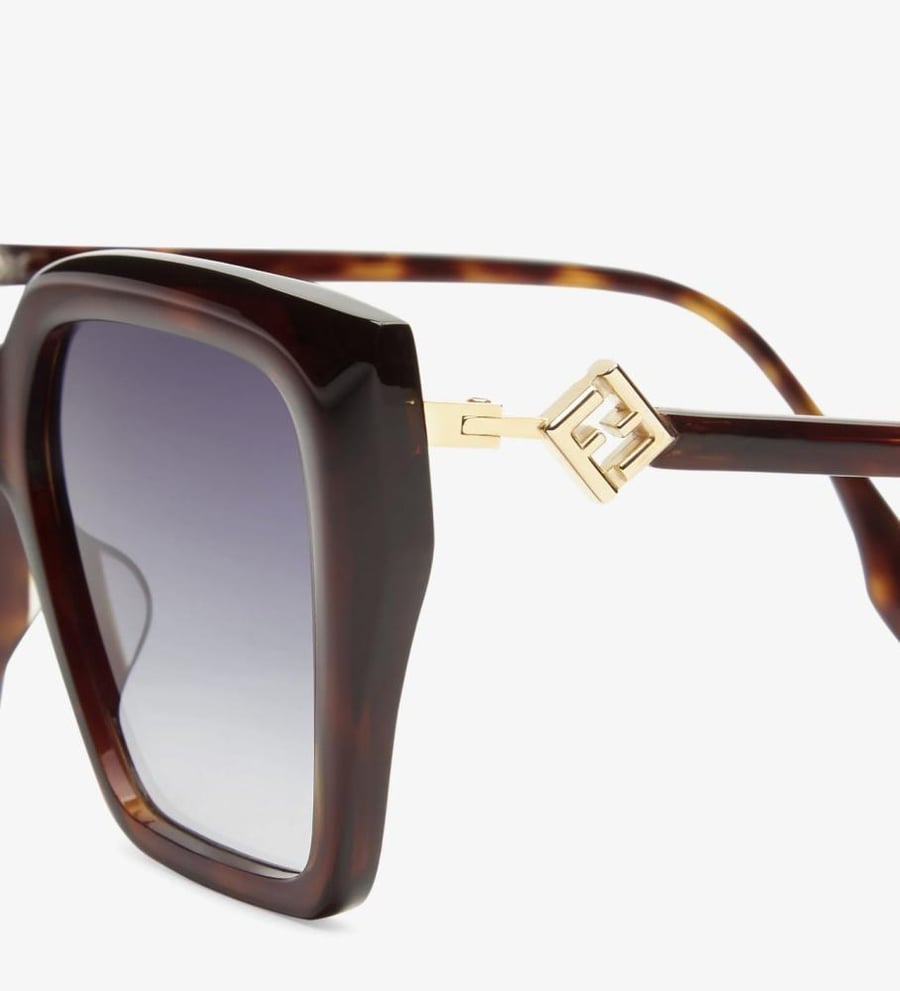 نظارة فندي  FENDI