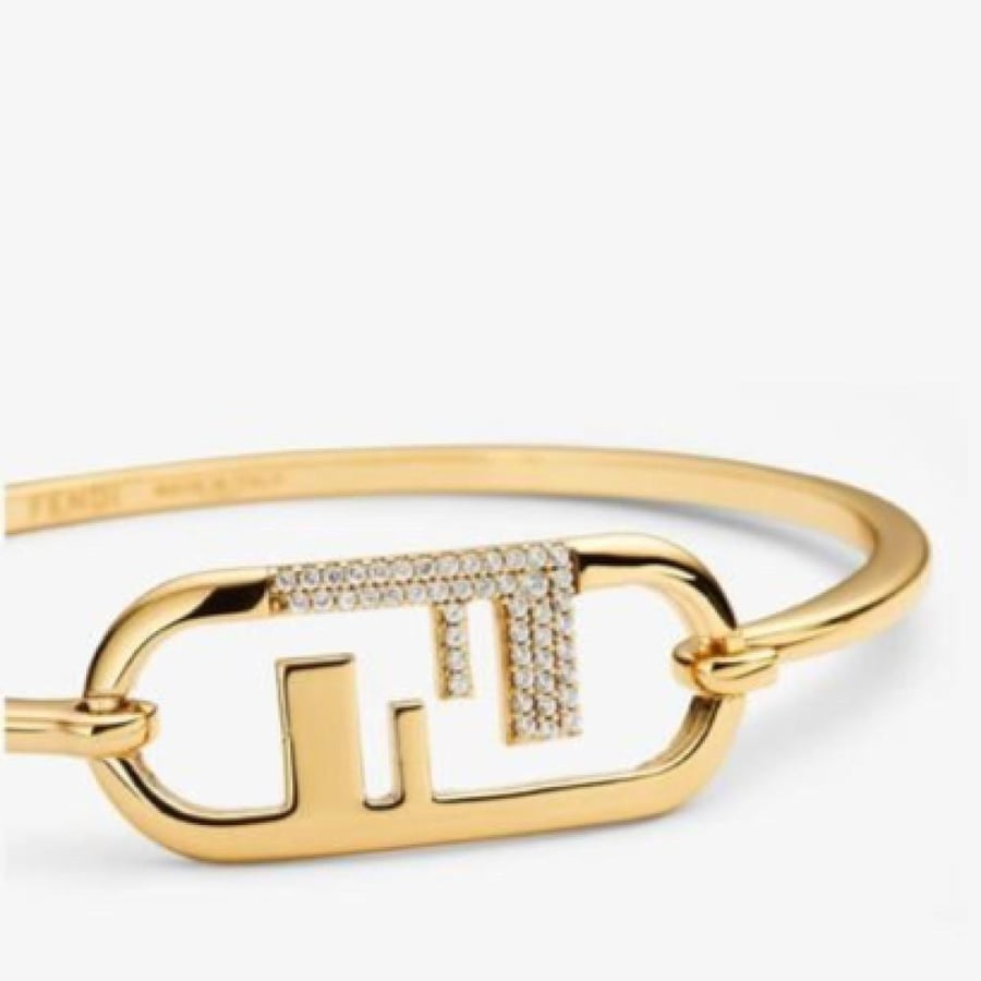 اسوارة فندي  FENDI