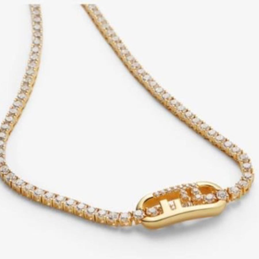 سلسال فندي  FENDI