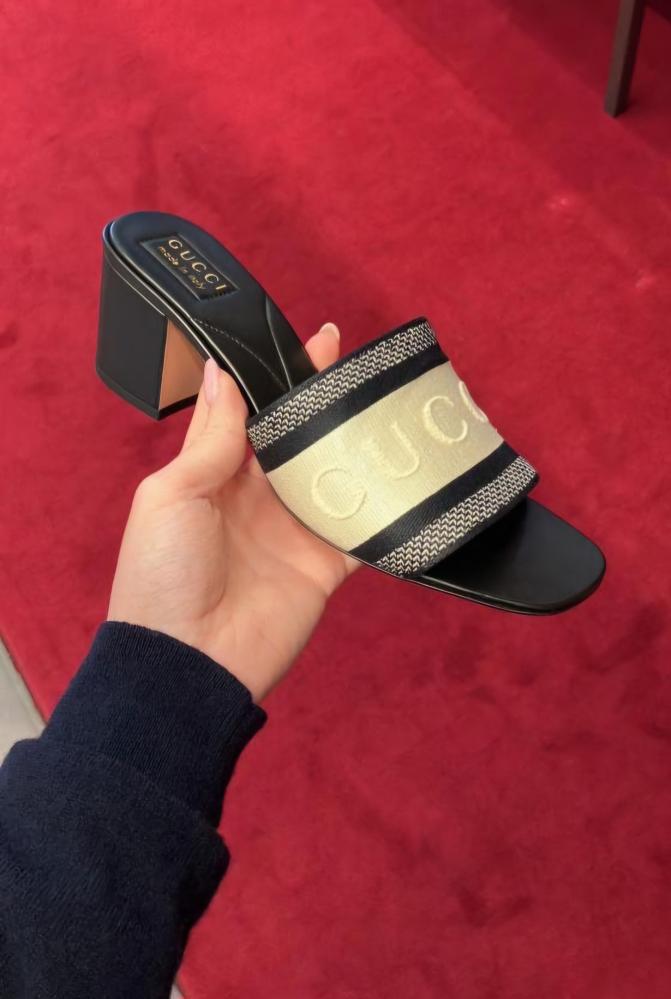 فلات قوتشي  Gucci