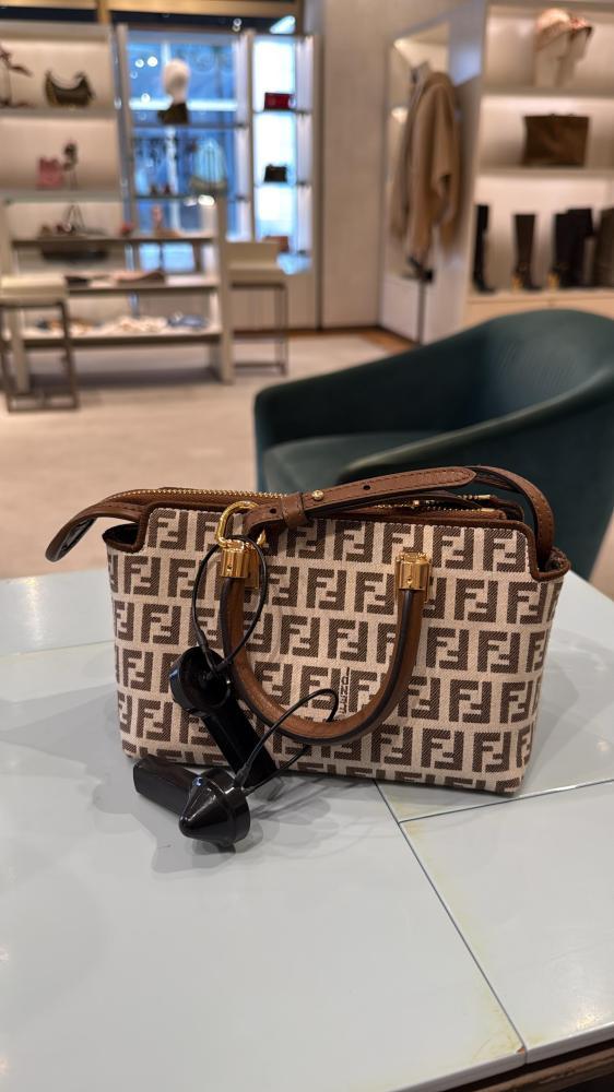 فندي  FENDI